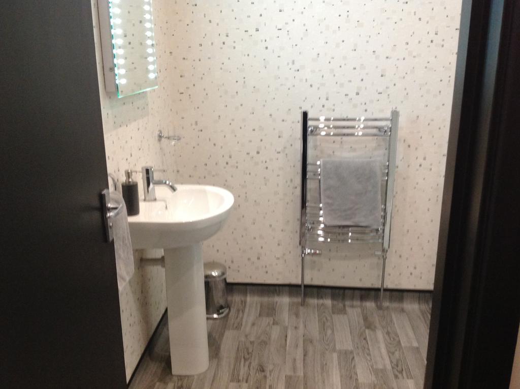 Rooms @ Number Six Oakham Εξωτερικό φωτογραφία